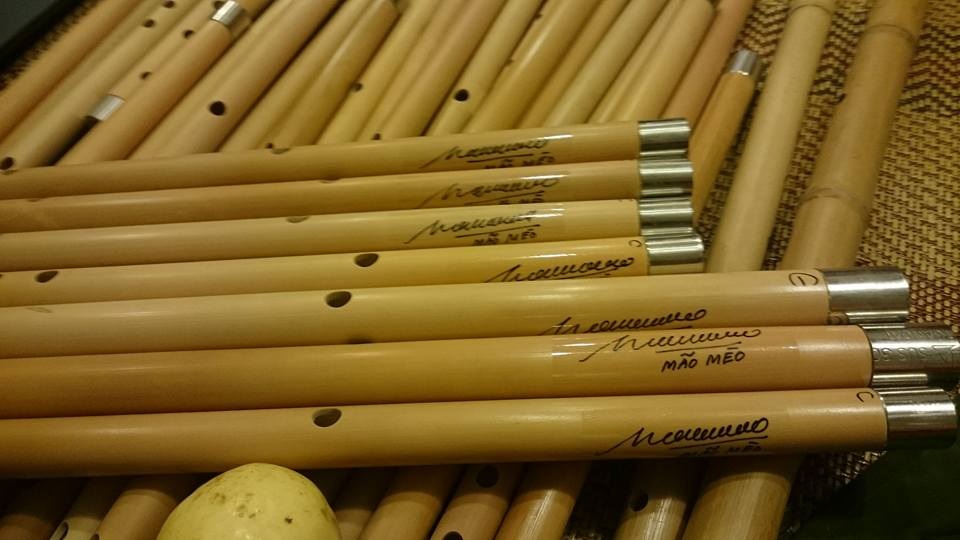 Sáo trúc mão mèo